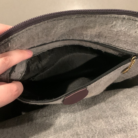 Gucci Eggplant and bamboo handle purse bag. - Picture 8 of 10